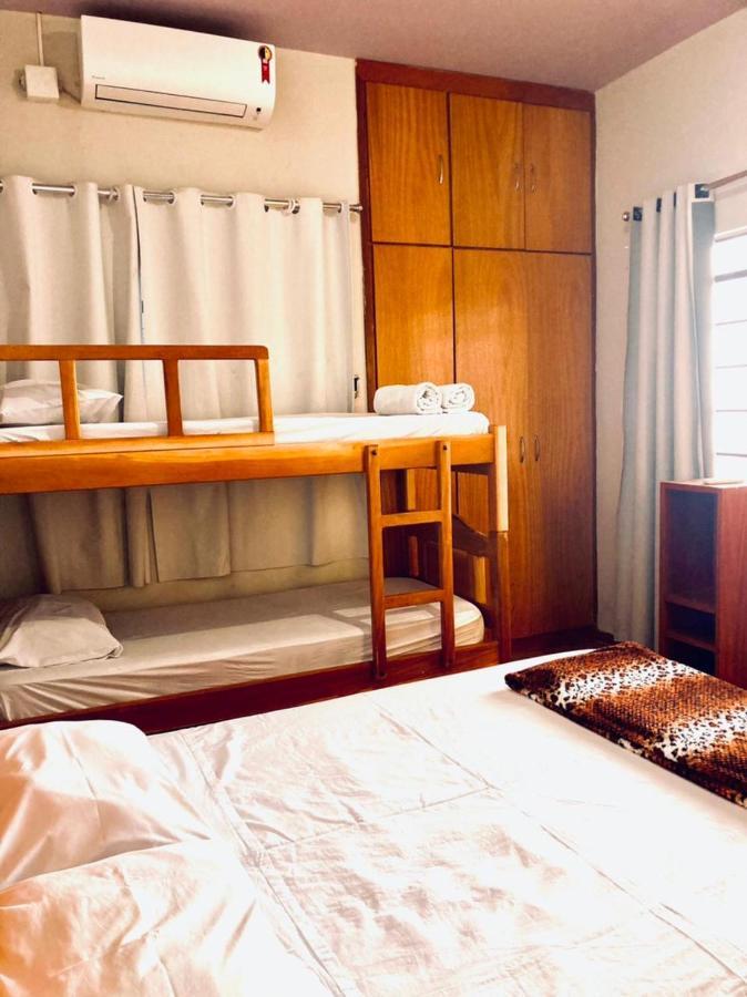 Dom Alberto Hostel Corumbá Buitenkant foto