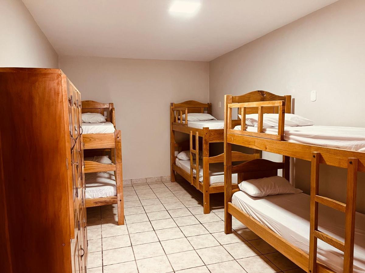 Dom Alberto Hostel Corumbá Buitenkant foto