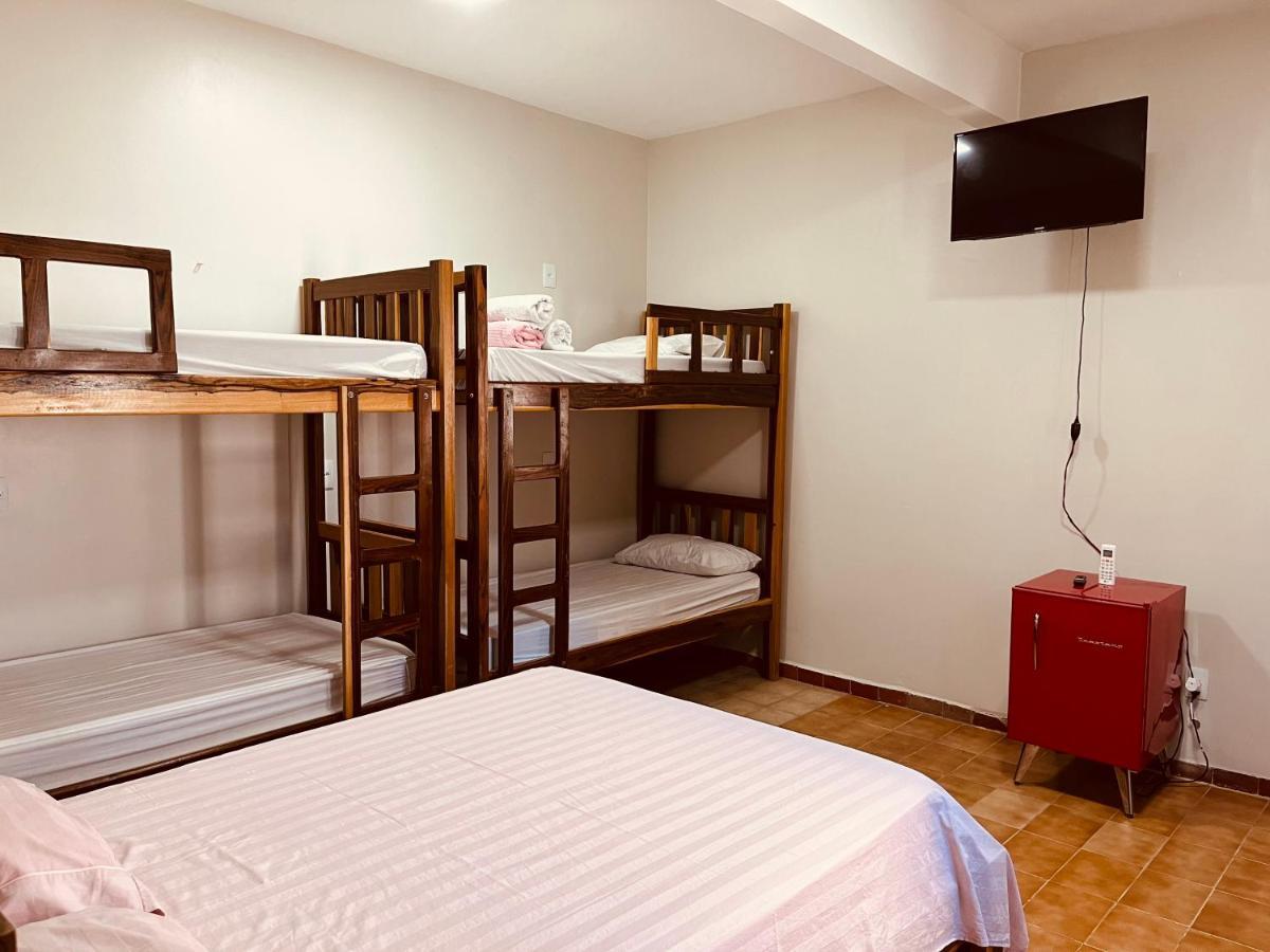 Dom Alberto Hostel Corumbá Buitenkant foto