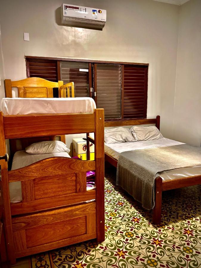 Dom Alberto Hostel Corumbá Buitenkant foto