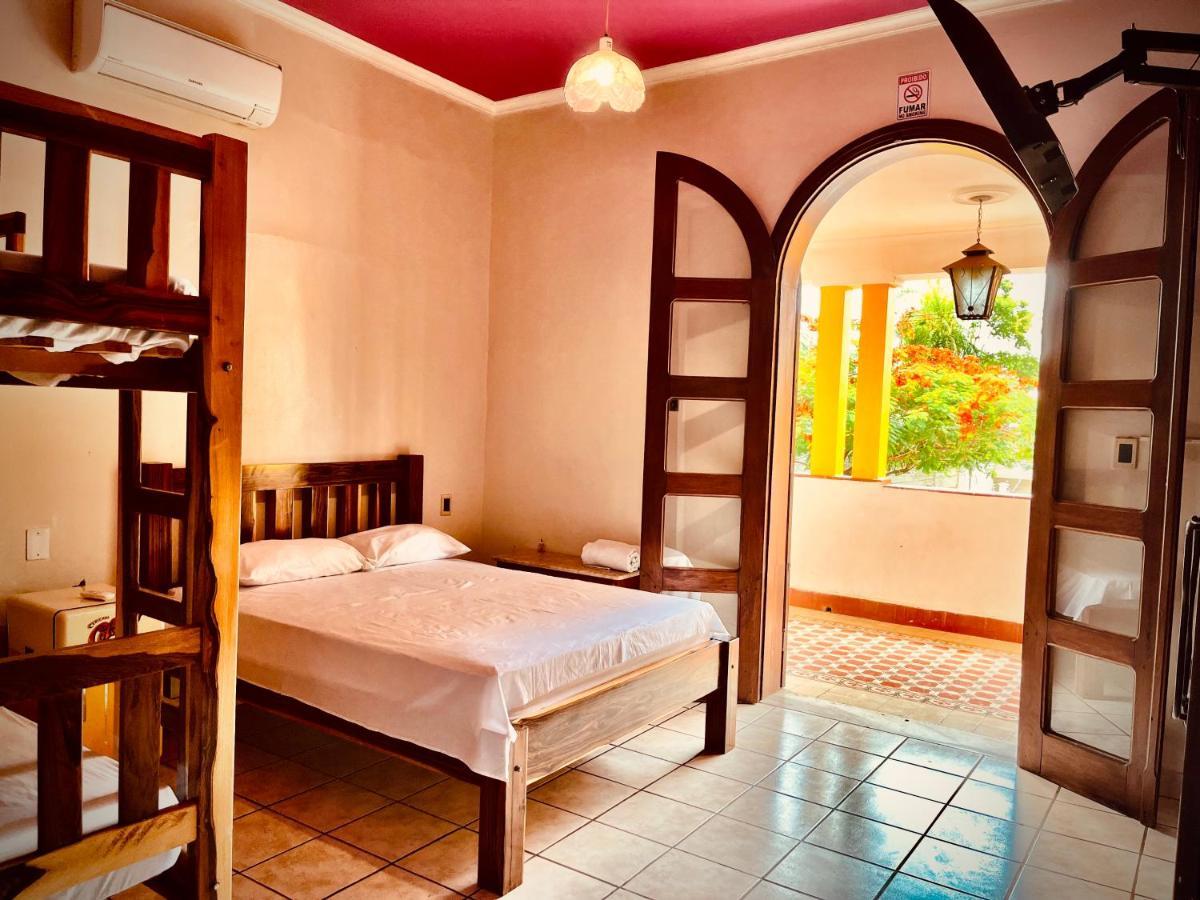 Dom Alberto Hostel Corumbá Buitenkant foto