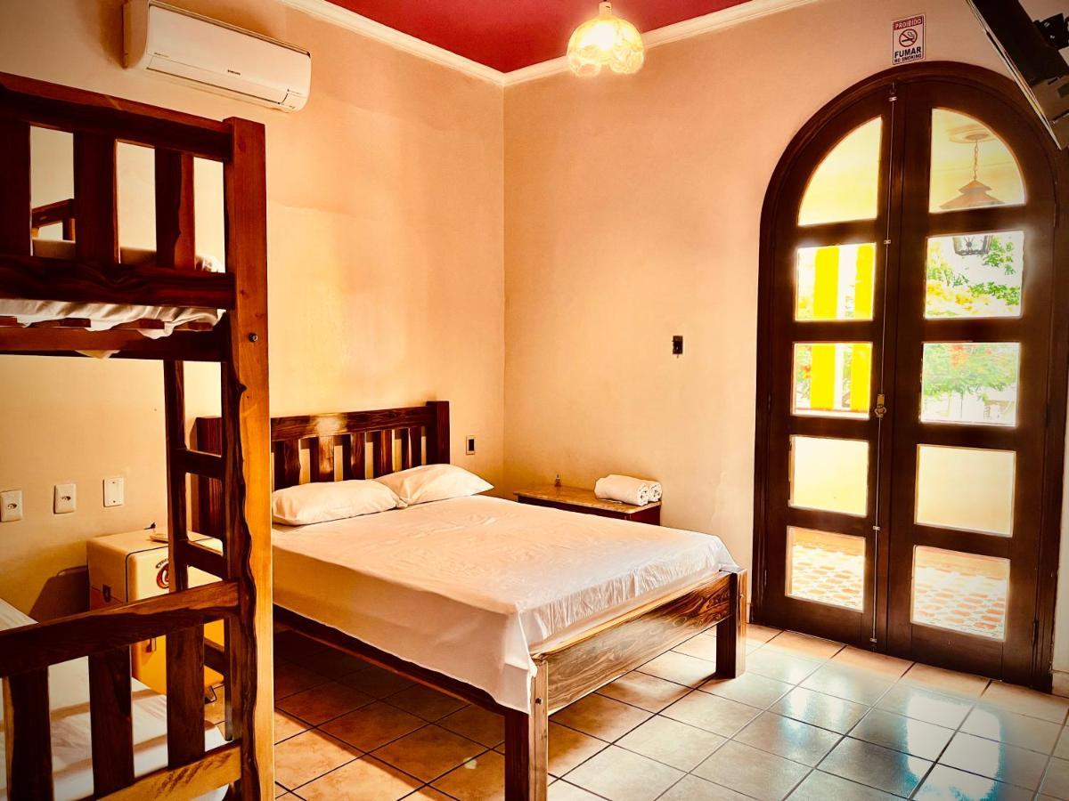 Dom Alberto Hostel Corumbá Buitenkant foto